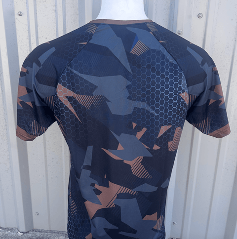 Blue Camo Running Shirt: Comfort & Performance